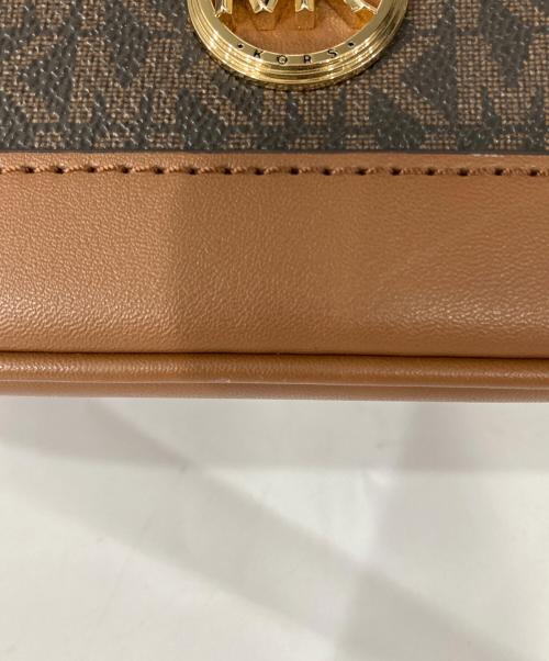 MICHAEL KORS（マイケル・コース）MICHAEL KORS (マイケル・コース) ショルダーバッグ ブラウンの古着・服飾アイテム