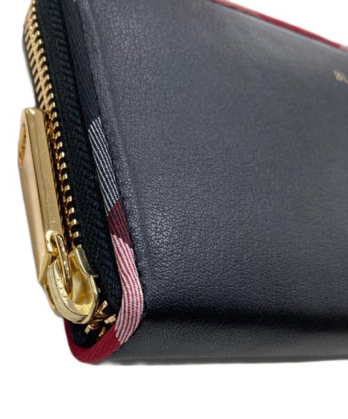 BLUE LABEL CRESTBRIDGE（ブルーレーベルクレストブリッジ）BLUE LABEL CRESTBRIDGE (ブルーレーベルクレストブリッジ) ラウンドファスナー長財布 ブラックの古着・服飾アイテム