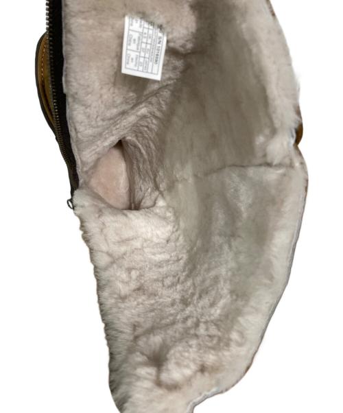 UGG（アグ）UGG (アグ) ミドルムートンブーツ ブラウン サイズ:23.0の古着・服飾アイテム