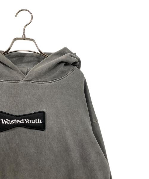BABYLONE（バビロン）BABYLONE (バビロン) Wasted Youth (ウェイステッドユース) コラボロゴパーカー グレー サイズ:Lの古着・服飾アイテム