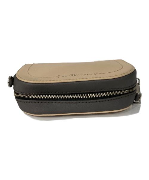MARC JACOBS（マークジェイコブス）MARC JACOBS (マークジェイコブス) Playback Leather Crossbody Ba ベージュの古着・服飾アイテム