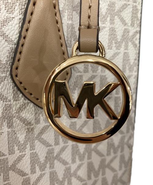 MICHAEL KORS（マイケル・コース）MICHAEL KORS (マイケル・コース) SHEILA センタージップ サッチェル スモール ベージュの古着・服飾アイテム