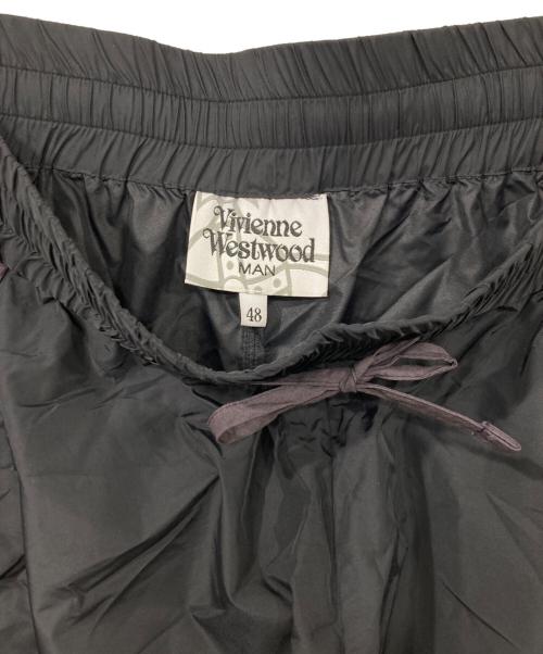 Vivienne Westwood（ヴィヴィアンウエストウッド）Vivienne Westwood (ヴィヴィアンウエストウッド) ナイロンクロップドパンツ ブラック サイズ:48の古着・服飾アイテム
