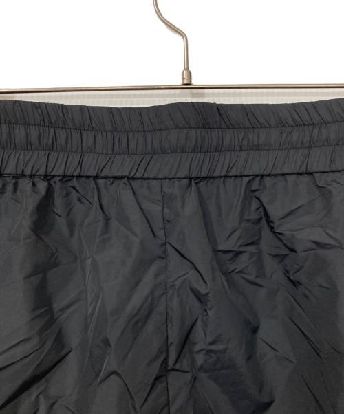 Vivienne Westwood（ヴィヴィアンウエストウッド）Vivienne Westwood (ヴィヴィアンウエストウッド) ナイロンクロップドパンツ ブラック サイズ:48の古着・服飾アイテム