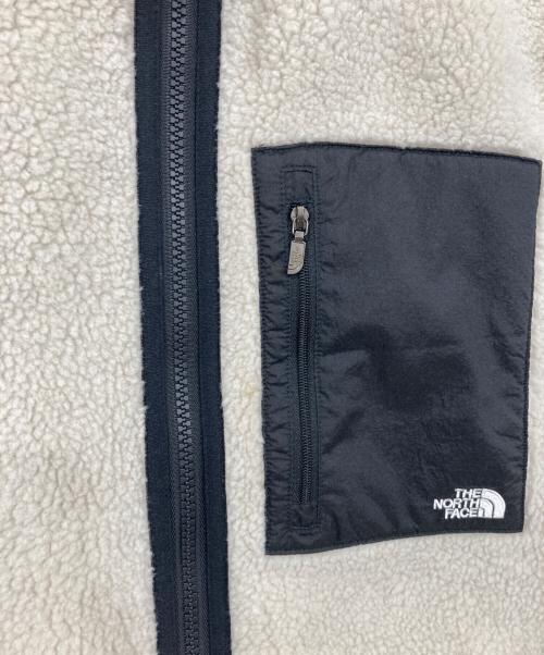 THE NORTH FACE（ザ ノース フェイス）THE NORTH FACE (ザ ノース フェイス) リバーシブルエクストリームパイルフリースベスト アイボリー サイズ:Sの古着・服飾アイテム