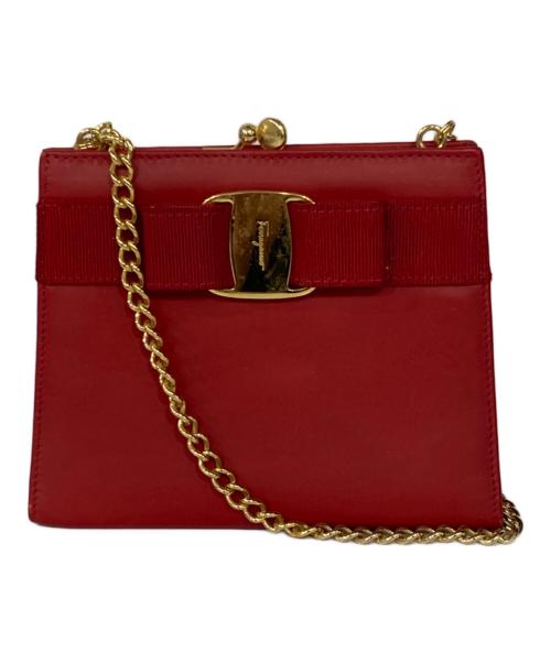 Salvatore Ferragamo（サルヴァトーレ フェラガモ）Salvatore Ferragamo (サルヴァトーレ フェラガモ) ヴァラリボンチェーンショルダーバッグ レッドの古着・服飾アイテム