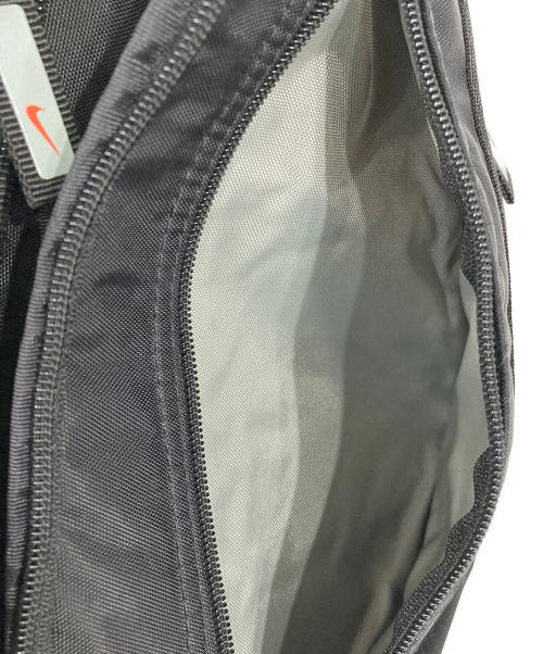 NIKE（ナイキ）NIKE (ナイキ) スリングバッグ ブラックの古着・服飾アイテム