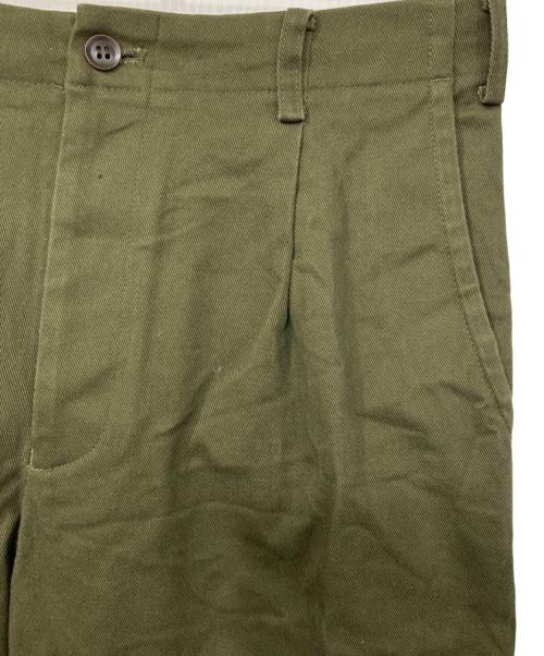 MORRIS&SONS（モリスアンドサンズ）MORRIS&SONS (モリスアンドサンズ) 1プリーツテーパードパンツ カーキ サイズ:1の古着・服飾アイテム