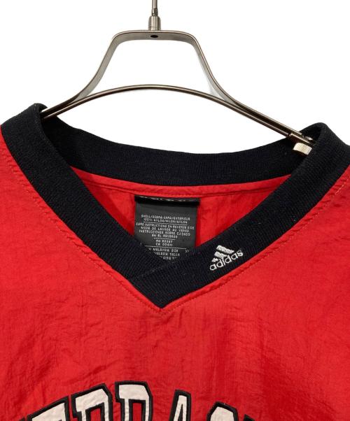 adidas（アディダス）adidas (アディダス) ナイロンプルオーバー レッド サイズ:XLの古着・服飾アイテム