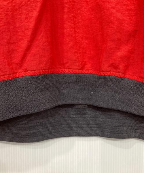 adidas（アディダス）adidas (アディダス) ナイロンプルオーバー レッド サイズ:XLの古着・服飾アイテム