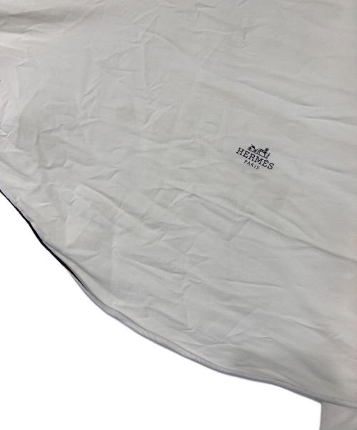 HERMES（エルメス）HERMES (エルメス) ひし形シルクスカーフ アイボリー×ブラックの古着・服飾アイテム