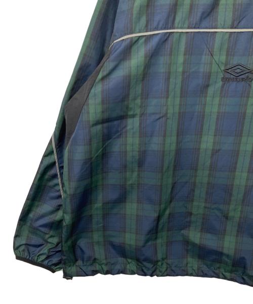 UMBRO（アンブロ）UMBRO (アンブロ) FREAK'S STORE (フリークスストア) New Nylon Pull Over グリーン×ネイビー サイズ:XLの古着・服飾アイテム