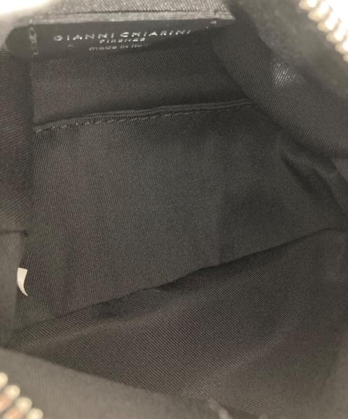 GIANNI CHIARINI（ジャンニ キアリーニ）GIANNI CHIARINI (ジャンニ キアリーニ) クロスボディーバッグ ブラックの古着・服飾アイテム