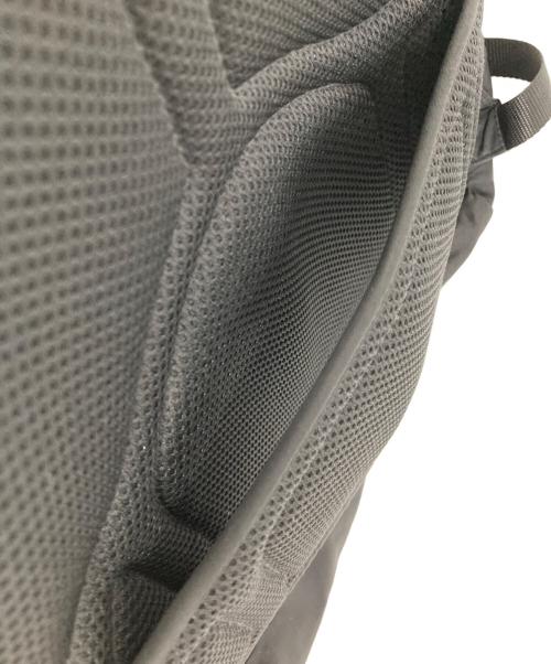 PRADA（プラダ）PRADA (プラダ) Re-Nylon×サフィアーノレザーバックパック ブラックの古着・服飾アイテム