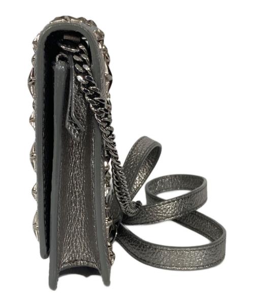 JIMMY CHOO（ジミーチュウ）JIMMY CHOO (ジミーチュウ) スタースタッズ付メタリックソフトグレイニーカーフレザー・ミニバッグ シルバーの古着・服飾アイテム