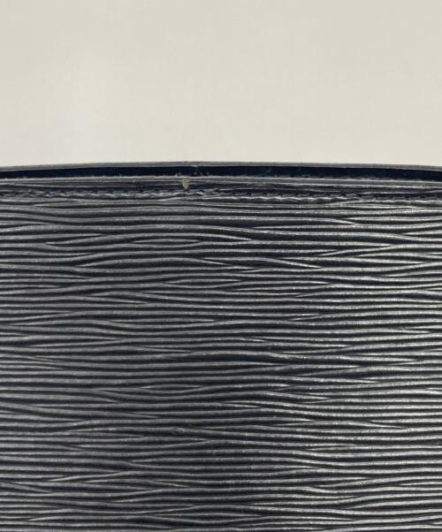 LOUIS VUITTON（ルイ ヴィトン）LOUIS VUITTON (ルイ ヴィトン) リュサック ブラックの古着・服飾アイテム