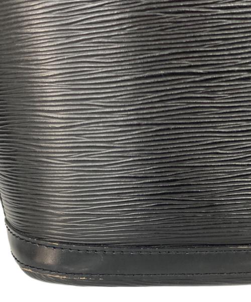 LOUIS VUITTON（ルイ ヴィトン）LOUIS VUITTON (ルイ ヴィトン) リュサック ブラックの古着・服飾アイテム