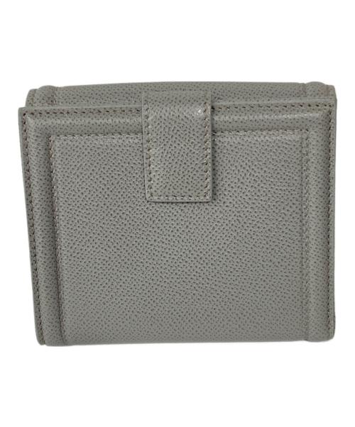 Salvatore Ferragamo（サルヴァトーレ フェラガモ）Salvatore Ferragamo (サルヴァトーレ フェラガモ) ヴァラリボン2つ折り財布 グレーの古着・服飾アイテム