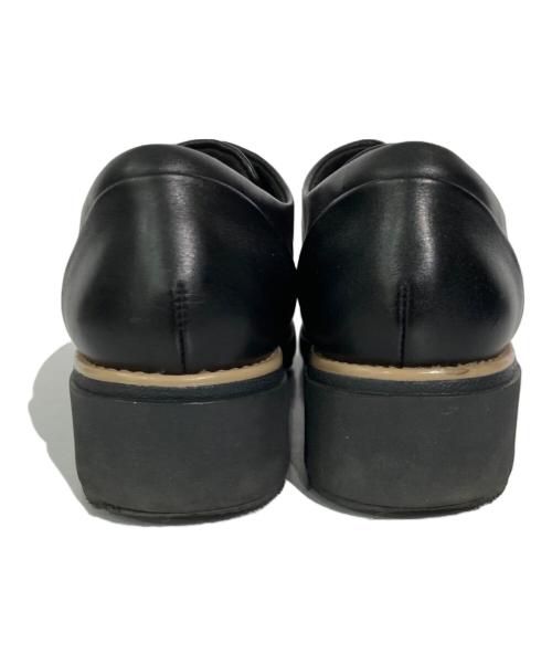 CLARKS（クラークス）CLARKS (クラークス) レースアップシューズ ブラック サイズ:22.5の古着・服飾アイテム
