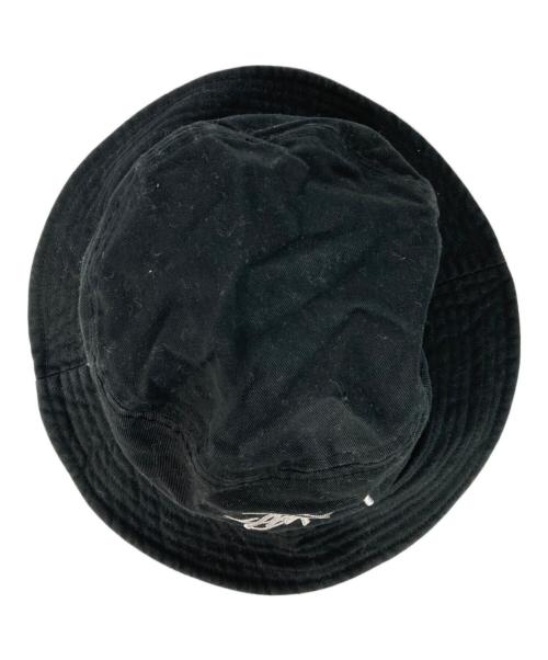 stussy（ステューシー）stussy (ステューシー) ロゴ刺繍バケットハット ブラック サイズ:S/Mの古着・服飾アイテム