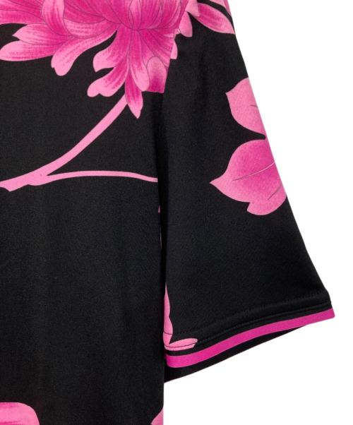 LEONARD PARIS（レオナール パリ）LEONARD PARIS (レオナール パリ) フラワー柄Tシャツ ブラック×ピンク サイズ:42の古着・服飾アイテム