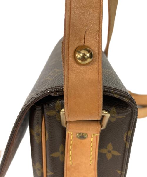 LOUIS VUITTON（ルイ ヴィトン）LOUIS VUITTON (ルイ ヴィトン) ショルダーバッグ ブラウンの古着・服飾アイテム
