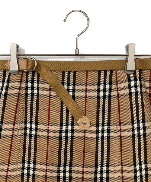 BURBERRY BLUE LABEL（バーバリー ブルー レーベル）BURBERRY BLUE LABEL (バーバリー ブルー レーベル) ノバチェックミニフレアスカート ベージュ サイズ:36の古着・服飾アイテム