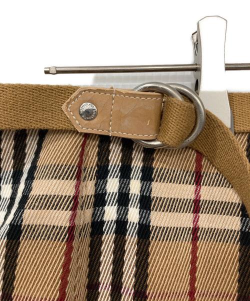 BURBERRY BLUE LABEL（バーバリー ブルー レーベル）BURBERRY BLUE LABEL (バーバリー ブルー レーベル) ノバチェックミニフレアスカート ベージュ サイズ:36の古着・服飾アイテム
