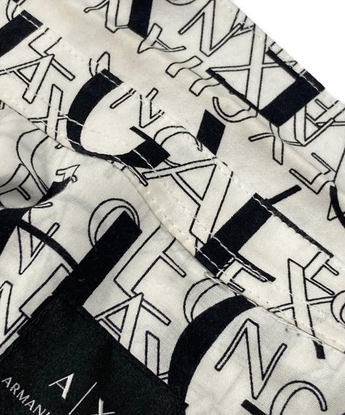 ARMANI EXCHANGE（アルマーニ エクスチェンジ）ARMANI EXCHANGE (アルマーニ エクスチェンジ) 総柄シャツ ホワイト サイズ:XSの古着・服飾アイテム