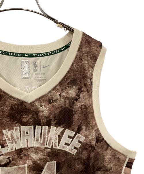 NIKE（ナイキ）NIKE (ナイキ) Milwaukee Bucksゲームシャツ ブラウン サイズ:3XL 未使用品の古着・服飾アイテム