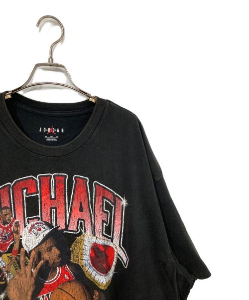 NIKE（ナイキ）NIKE (ナイキ) FLIGHT ESS GFX OVSZ SS ブラック サイズ:2XL 未使用品の古着・服飾アイテム
