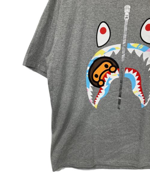 A BATHING APE（アベイシングエイプ）A BATHING APE (アベイシングエイプ) シャークプリントコットンTシャツ グレー サイズ:XLの古着・服飾アイテム