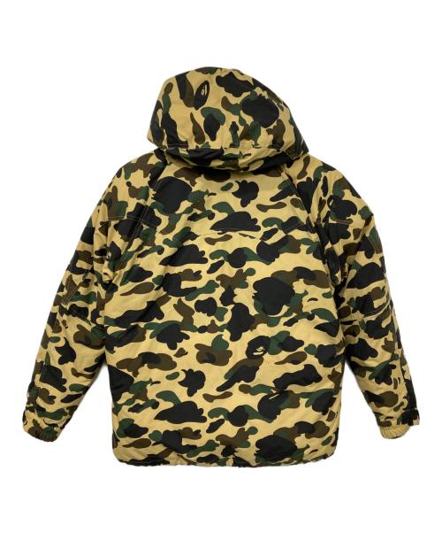 A BATHING APE（アベイシングエイプ）A BATHING APE (アベイシングエイプ) スノボダウンジャケット ベージュ×ブラック サイズ:XLの古着・服飾アイテム