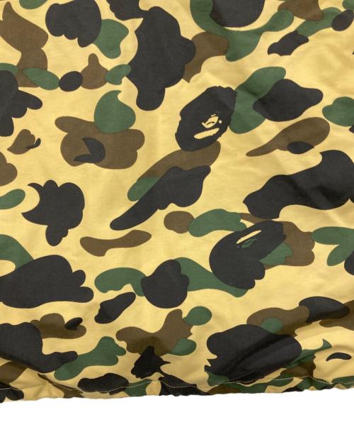 A BATHING APE（アベイシングエイプ）A BATHING APE (アベイシングエイプ) スノボダウンジャケット ベージュ×ブラック サイズ:XLの古着・服飾アイテム