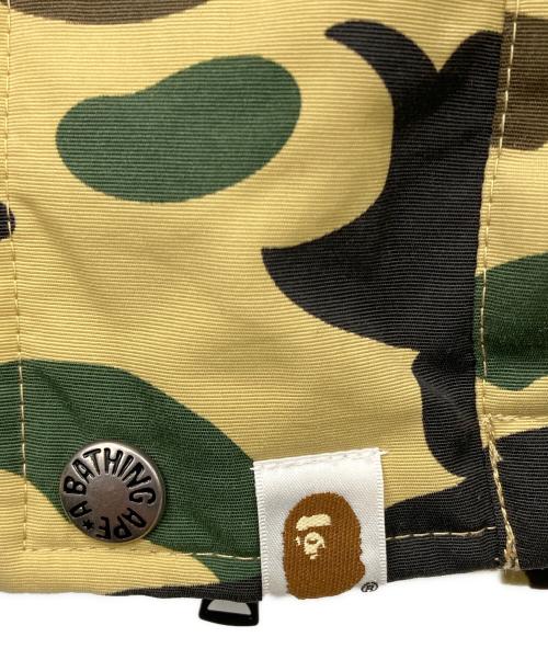 A BATHING APE（アベイシングエイプ）A BATHING APE (アベイシングエイプ) スノボダウンジャケット ベージュ×ブラック サイズ:XLの古着・服飾アイテム