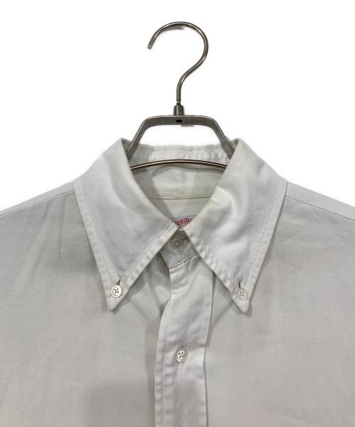 BROOKS BROTHERS（ブルックスブラザーズ）BROOKS BROTHERS (ブルックスブラザーズ) MADISON ボタンダウンシャツ ホワイト サイズ:14　1/2-32の古着・服飾アイテム