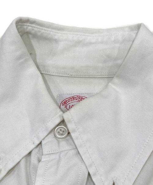 BROOKS BROTHERS（ブルックスブラザーズ）BROOKS BROTHERS (ブルックスブラザーズ) MADISON ボタンダウンシャツ ホワイト サイズ:14　1/2-32の古着・服飾アイテム