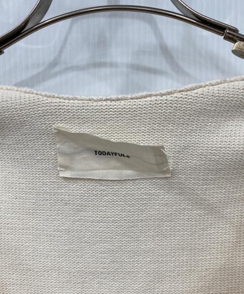 TODAYFUL（トゥデイフル）TODAYFUL (トゥデイフル) Compact Zip Knit ベージュ サイズ:Fの古着・服飾アイテム