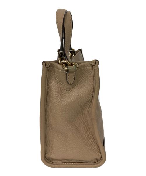 COACH（コーチ）COACH (コーチ) デンプシー トート 22 ベージュの古着・服飾アイテム