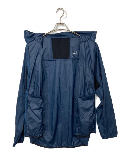 F.C.R.B.（エフシーレアルブリストル）F.C.R.B. (エフシーレアルブリストル) LIGHT WEIGHT BREATHABLE PACKABLE HOODIE ネイビー サイズ:XXLの古着・服飾アイテム