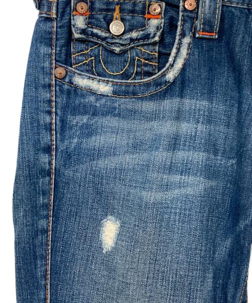 TRUE RELIGION（トゥルー レリジョン）TRUE RELIGION (トゥルー レリジョン) JOEYダメージ加工フレアデニムパンツ インディゴ サイズ:W28×L33の古着・服飾アイテム