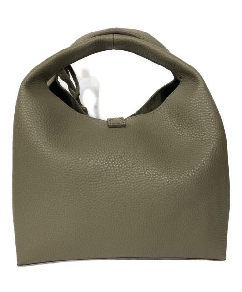 CHARLES & KEITH（チャールズアンドキース）CHARLES & KEITH (チャールズアンドキース) チャンスメタリックアクセントバケットバッグ カーキの古着・服飾アイテム