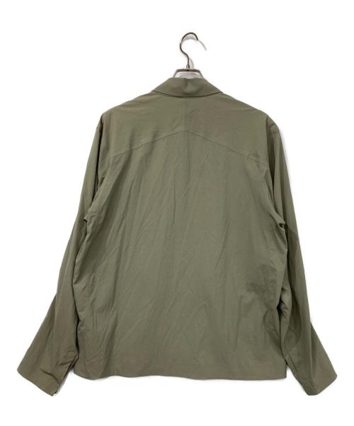 ARC'TERYX VEILANCE（アークテリクスヴェイランス）ARC'TERYX VEILANCE (アークテリクスヴェイランス) SPERE LT JACKET カーキ サイズ:Mの古着・服飾アイテム