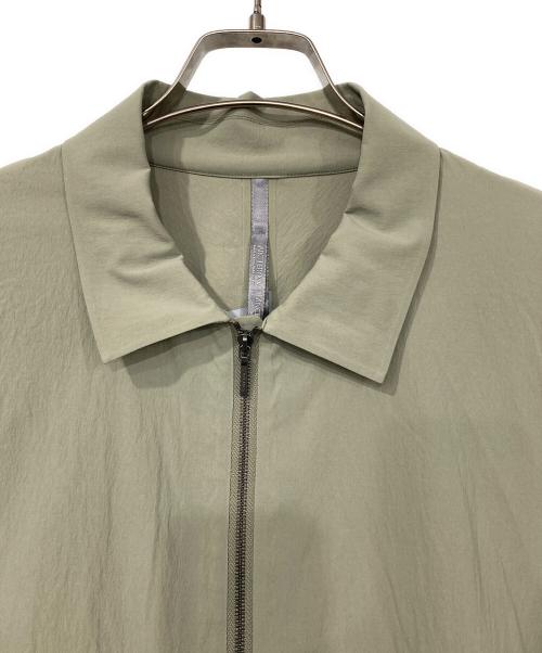 ARC'TERYX VEILANCE（アークテリクスヴェイランス）ARC'TERYX VEILANCE (アークテリクスヴェイランス) SPERE LT JACKET カーキ サイズ:Mの古着・服飾アイテム