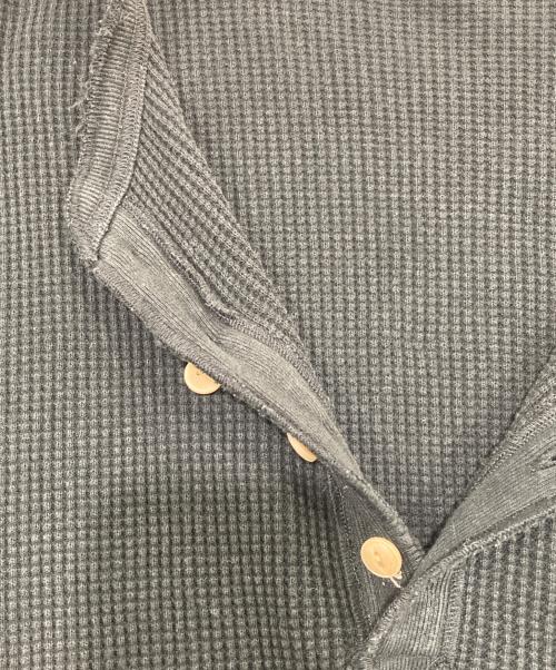Urig（ウーリッヒ）urig (ウーリッヒ) ヘンリーネック サーマルロングスリーブTシャツ ブラック サイズ:2の古着・服飾アイテム