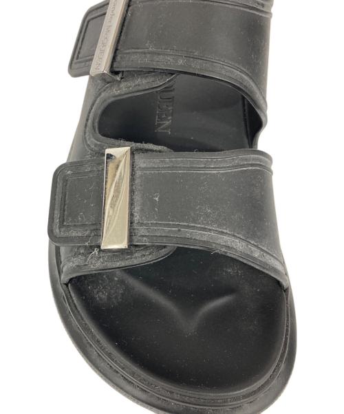 ALEXANDER McQUEEN（アレキサンダーマックイーン）ALEXANDER McQUEEN (アレキサンダーマックイーン) ハイブリッドラバーサンダル ブラック サイズ:36 1/2の古着・服飾アイテム