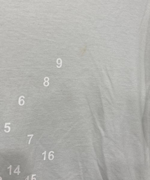 MARTIN MARGIELA（マルタン・マルジェラ）MARTIN MARGIELA (マルタン・マルジェラ) コットンナンバーロゴクルーネックS/Sカットソー ホワイト サイズ:Mの古着・服飾アイテム