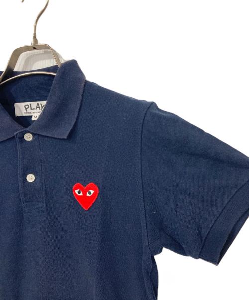 PLAY COMME des GARCONS（プレイコムデギャルソン）PLAY COMME des GARCONS (プレイコムデギャルソン) ハートロゴポロシャツ ネイビー サイズ:Mの古着・服飾アイテム