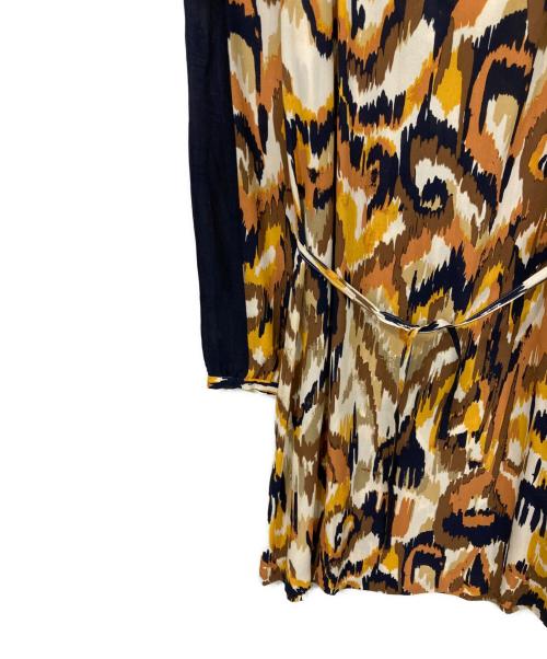 TORY BURCH（トリーバーチ）TORY BURCH (トリーバーチ) 総柄シルクワンピース ブラウン×ネイビー サイズ:US8の古着・服飾アイテム