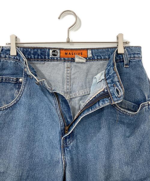 LEVI'S（リーバイス）LEVI'S (リーバイス) MASSIVE バギーデニムパンツ インディゴ サイズ:W33の古着・服飾アイテム